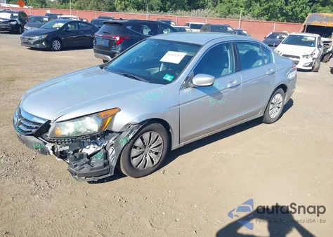 2012 Honda Accord 2.4 Lx z USA, uszkodzony, nr VIN 1HGCP2F31CA235206